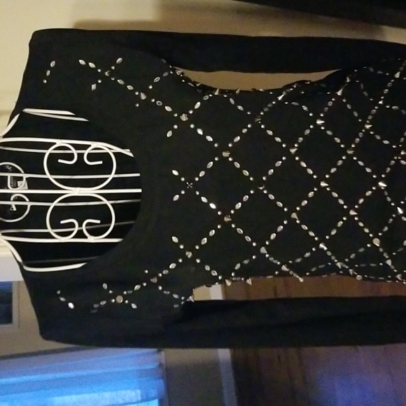 SHINE LIKE A DIAMOND ❣️Affordable Luxury!💞Dolce & Gabbana Top - Picture 2 of 10